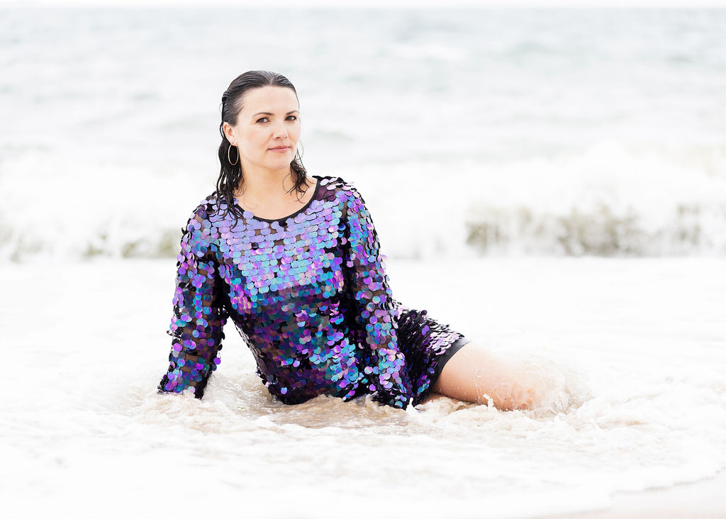 jacquie-lawes-personal-brand-empowerment-feminine-energetics-mindset-mentor-coach-strategist-speaker-for-women-she-who-roars-iconic-mastermind